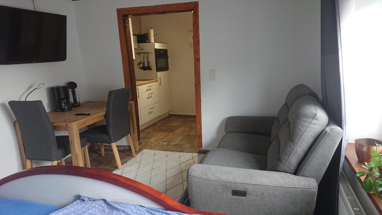 Kleine Gemuetliche Ferienwohnung Im Fachwerkstil Wolfsburg Bagian luar foto
